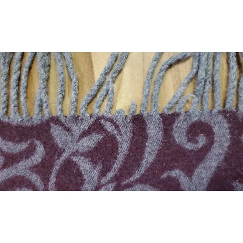 2 Wooded River Renaissance‎ Swirl Throw Blanket 56